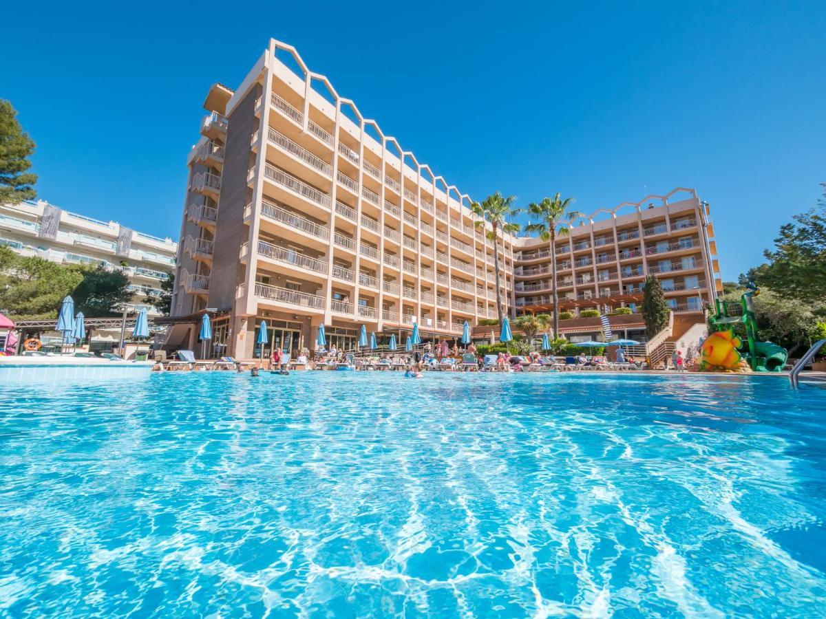 Golden Avenida Family Suites 4* Салоу Екстер'єр фото